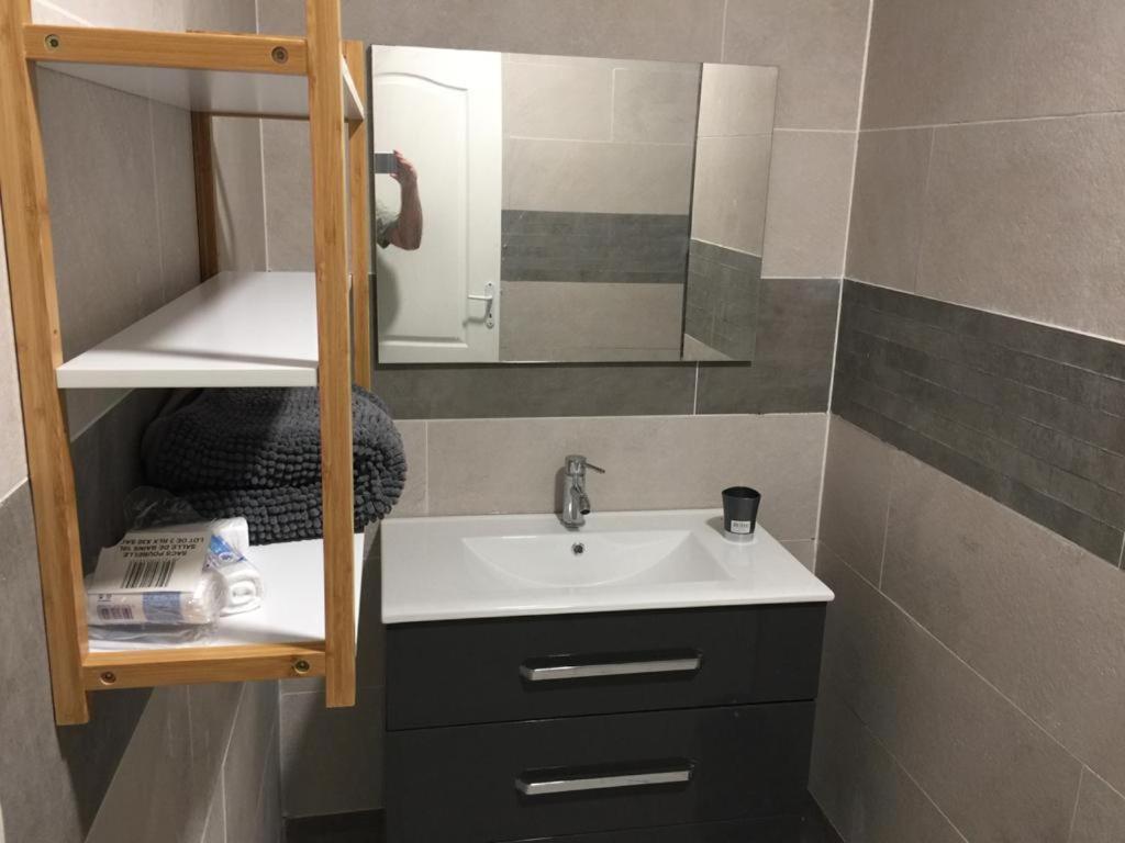 Nicole Residence Avec Piscine Chauffee & Jacuzzi سانت أندريه المظهر الخارجي الصورة