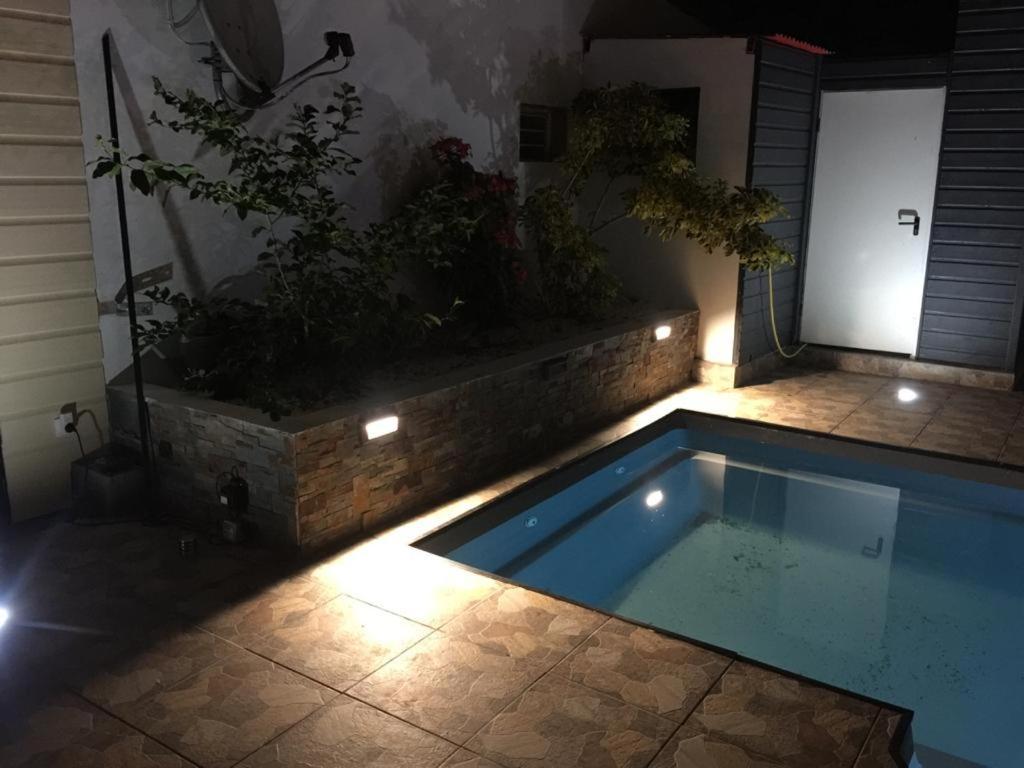Nicole Residence Avec Piscine Chauffee & Jacuzzi سانت أندريه المظهر الخارجي الصورة