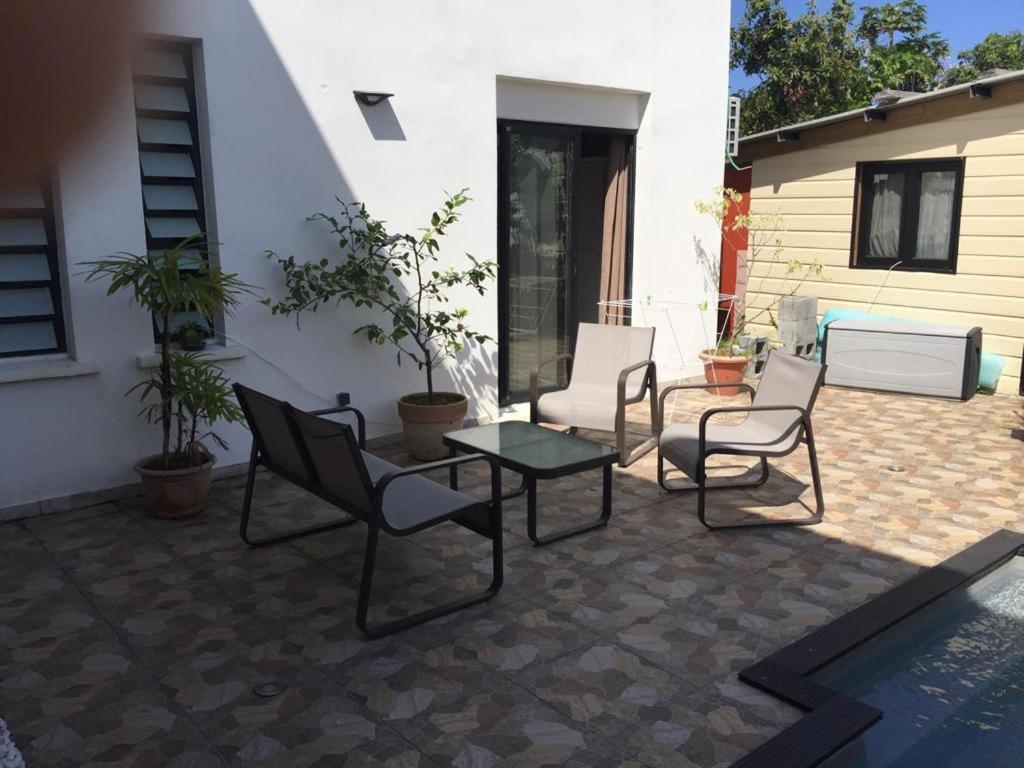 Nicole Residence Avec Piscine Chauffee & Jacuzzi سانت أندريه المظهر الخارجي الصورة