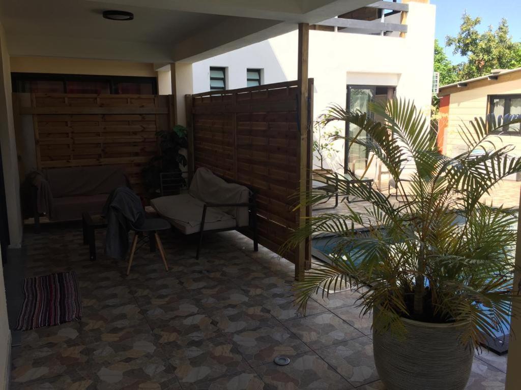 Nicole Residence Avec Piscine Chauffee & Jacuzzi سانت أندريه المظهر الخارجي الصورة