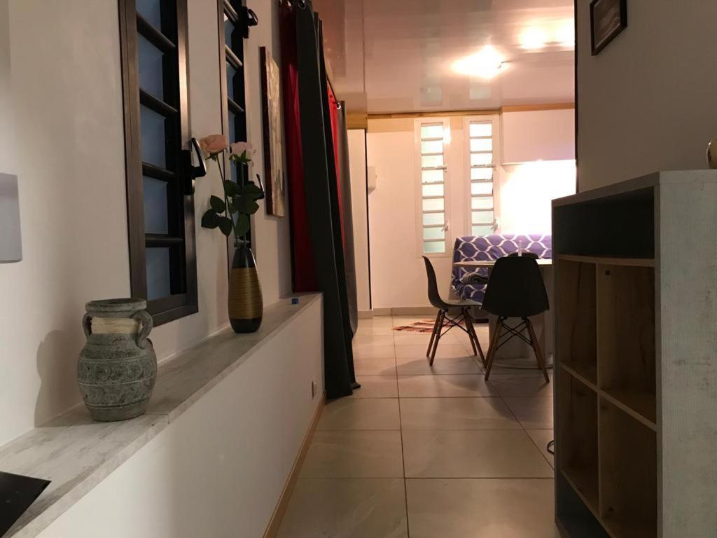 Nicole Residence Avec Piscine Chauffee & Jacuzzi سانت أندريه المظهر الخارجي الصورة
